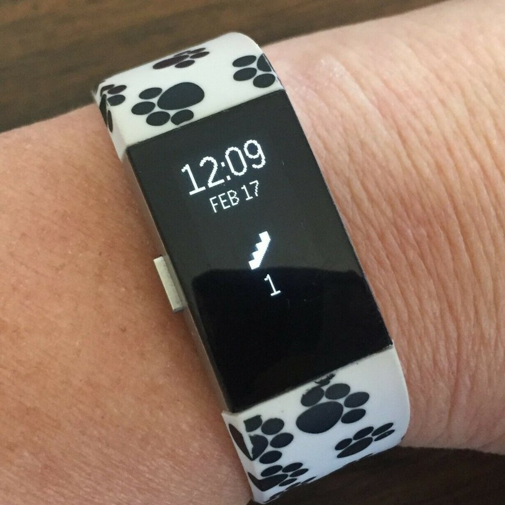 Fitbit Charge 2 Fitness Tracker- S Paw Print band - Picture 6 of 8